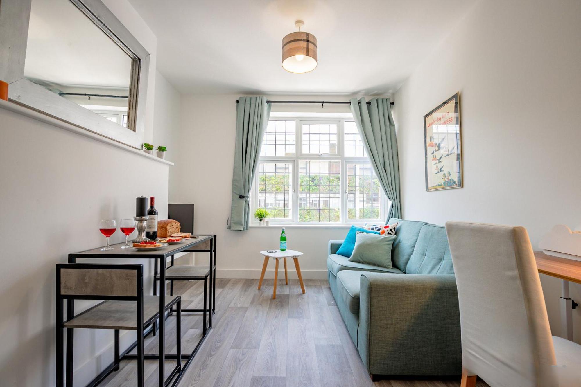 Host & Stay - Croydon Road Apartments Caterham Ngoại thất bức ảnh