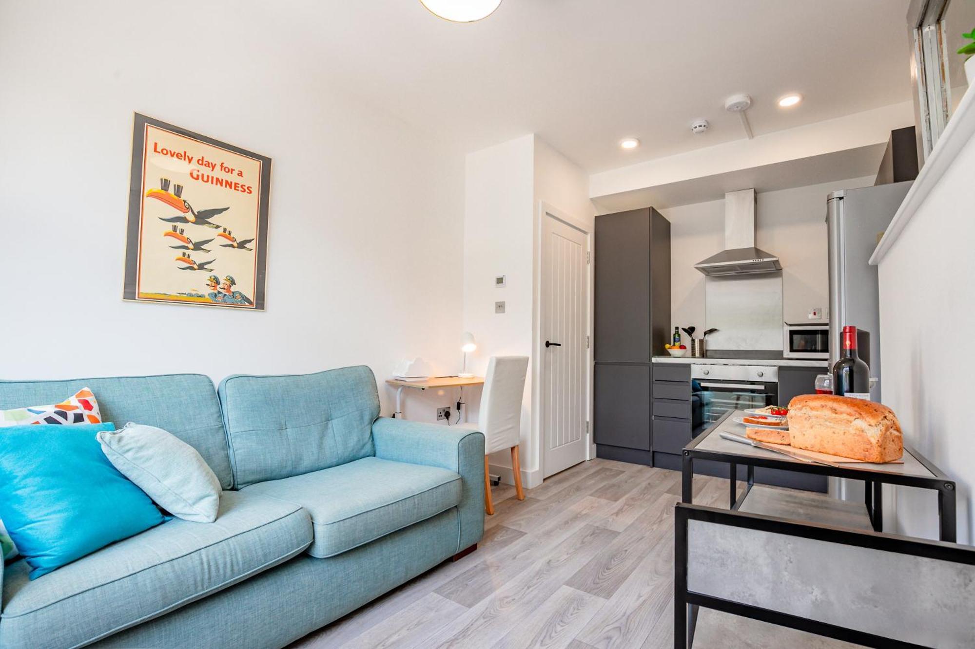Host & Stay - Croydon Road Apartments Caterham Ngoại thất bức ảnh