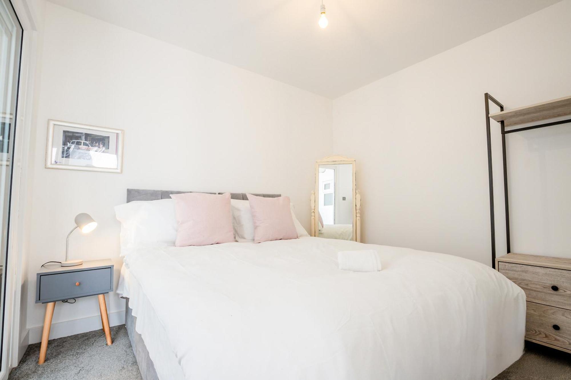 Host & Stay - Croydon Road Apartments Caterham Ngoại thất bức ảnh